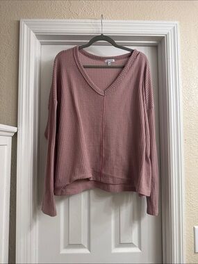 white birch Mauve Waffle Knit V-Neck Long Sleeve Top
